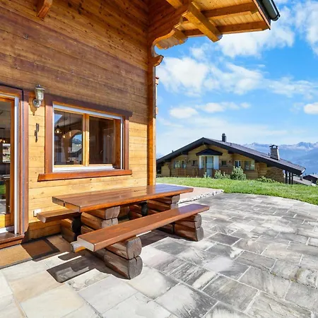 シャレー Campanule A Avec Vue Sur Les Alpes