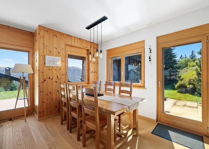 Campanule A Avec Vue Sur Les Alpes シャレー *