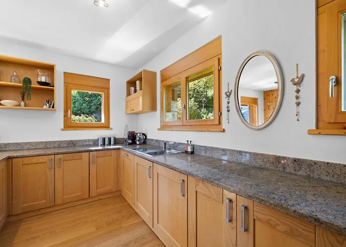 Campanule A Avec Vue Sur Les Alpes シャレー *