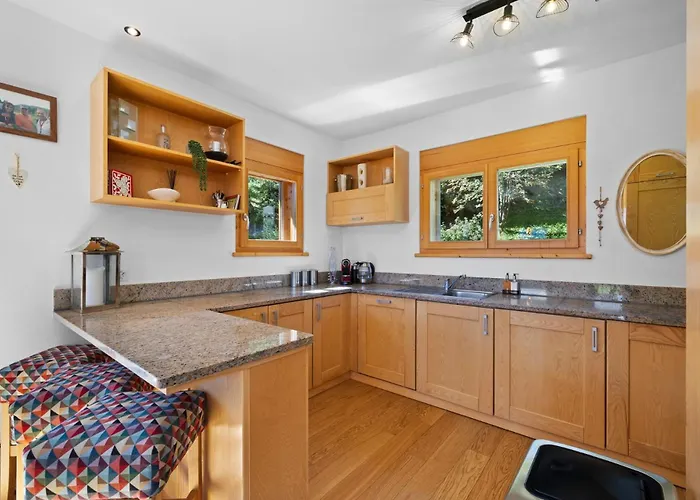 Campanule A Avec Vue Sur Les Alpes シャレー *