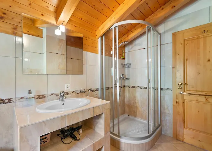 Campanule A Avec Vue Sur Les Alpes シャレー *