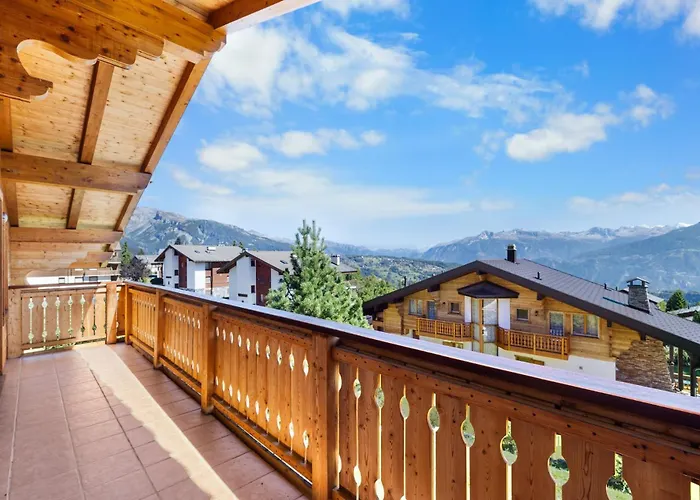 Campanule A Avec Vue Sur Les Alpes Шале *